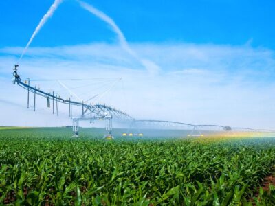 Center Pivot irrigation systems. Sprinkler system sourcing Center Pivot irrigation systems. Sprinkler system sourcing